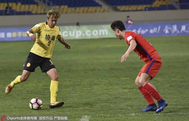 全场比赛结束，纽卡斯尔联0-1卢顿，近4轮3负，本场过后排名积分榜第七位。